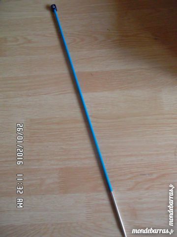 1 aiguille � tricoter N�4* 1 Chambly (60)