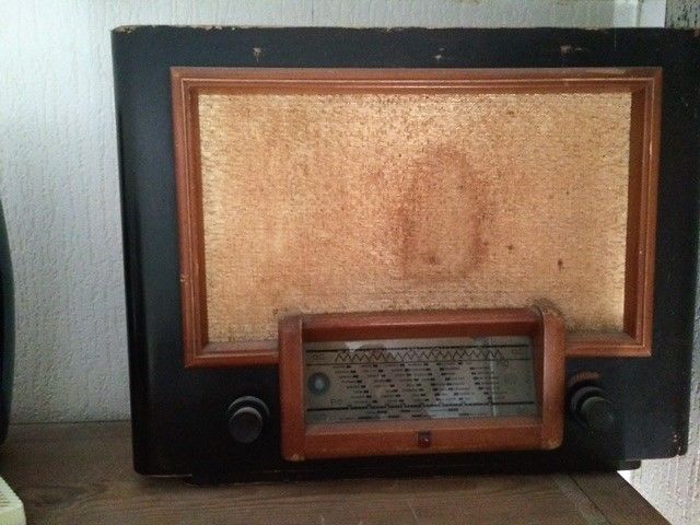 ANCIEN POSTE DE RADIO 30 �pinay-sur-Seine (93)