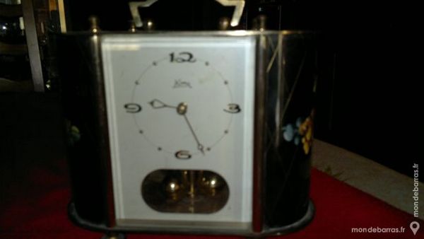 ancienne pendule ann�e 60 45 Laragne-Mont�glin (05)