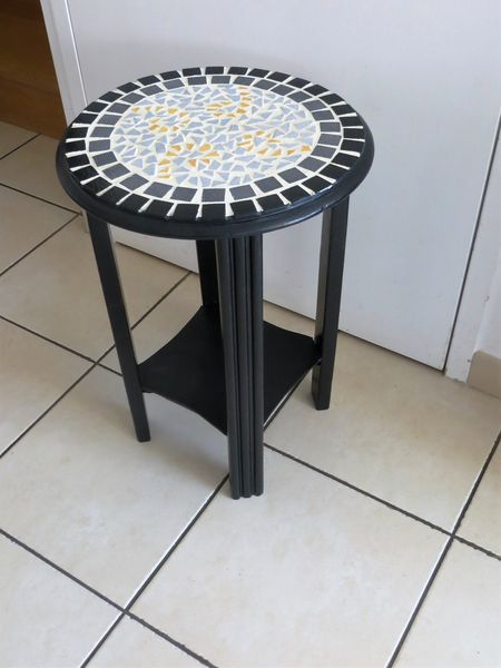  ancienne sellette, console en bois et mosaique fait main 55 Saint-Barth�lemy-d'Anjou (49)