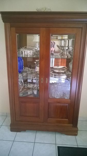 Argentier merisier massif. 195 Draveil (91)