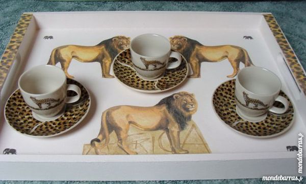 Artisanat: Plateau bois d�cor� main + tasses- NEUF 26 Antony (92)