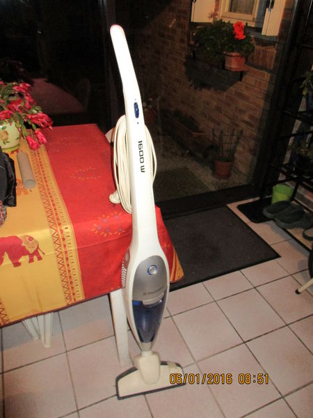 aspirateur balai 50 Le Havre (76)