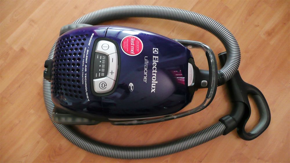 ASPIRATEUR ELECTOLUX  UTRAONE  130 M�con (71)