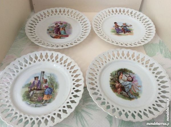 Assiettes dessert dentelle porcelaine d�cor centr� 12 Gif-sur-Yvette (91)