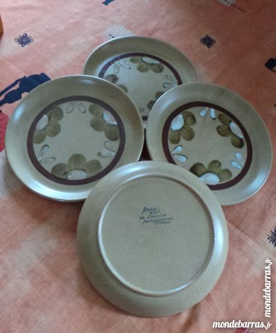 lot d'assiettes 8 Houppeville (76)