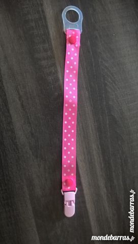 attache sucette 5 Langon (33)