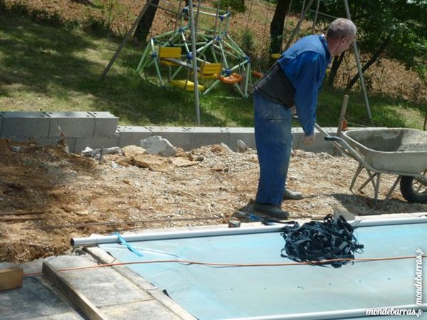 b�che de piscine � barres 550 Saint-Martin-le-Vieil (11)