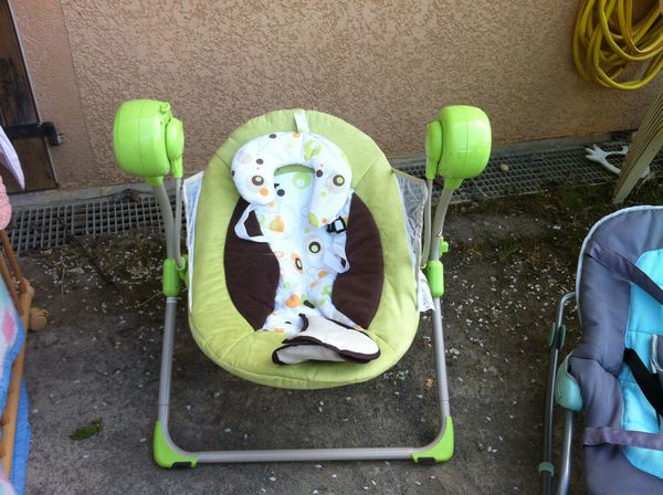balancelle b�b� 70 M�con (71)