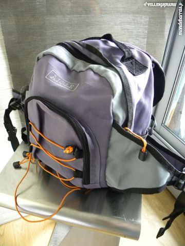 sac � dos et banane AIGLE 10 Pantin (93)