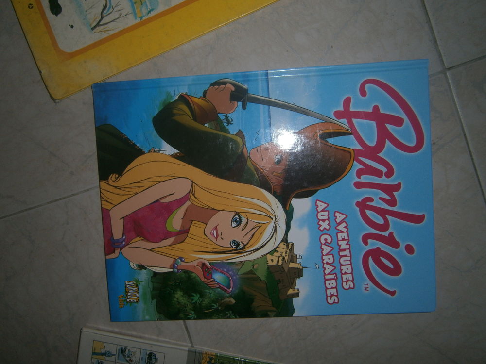 BD Barbie excellent �tat 4 Annonay (07)