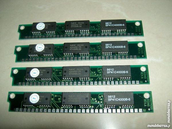4 barrettes de RAM 30 pins de 1MB. 12 Fournet-Blancheroche (25)