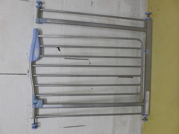 Barri�re s�curit� enfant b�b� : escalier,porte... 35 Saint-Fargeau-Ponthierry (77)