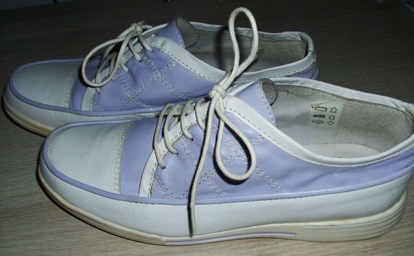 Baskets femmes en cuir, chic + �l�gant 45 Antibes (06)