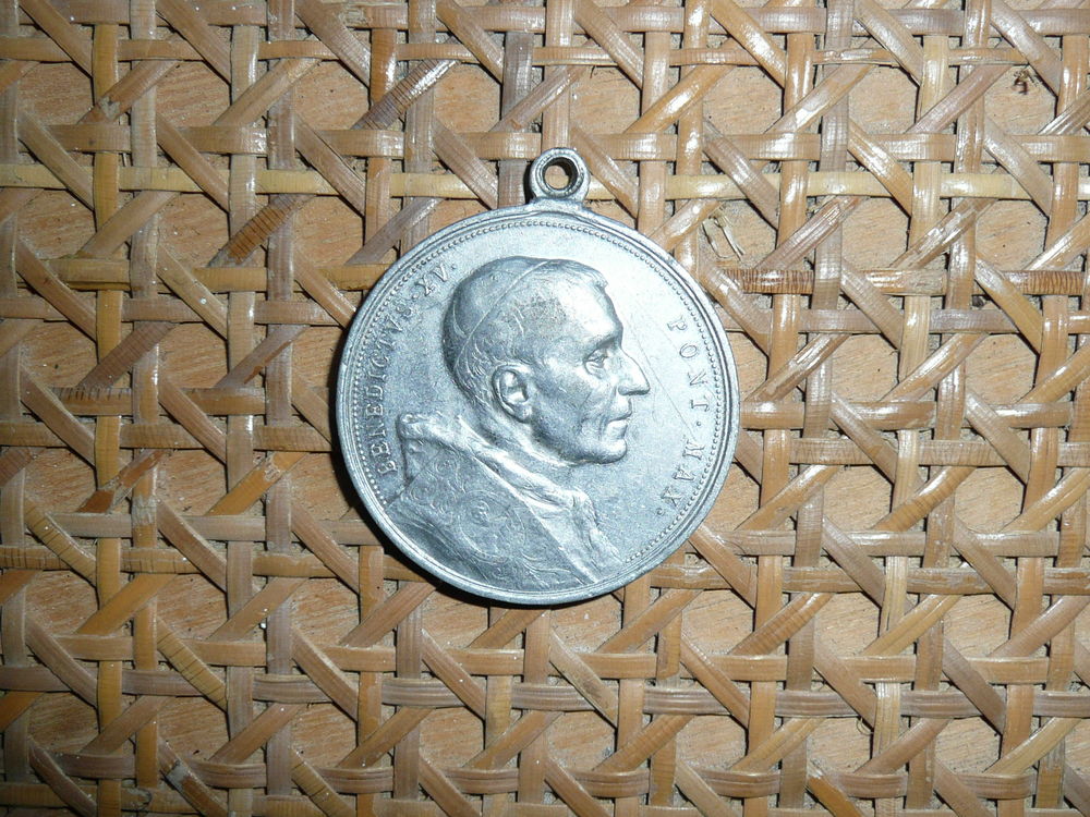 Belle m�daille en alu Roma d'un diam�tre de 4 cm 12 Bordeaux (33)