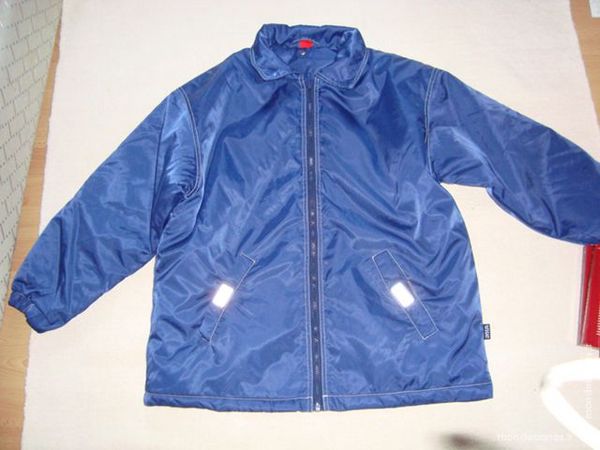 BLOUSON  COUPE VENT /DOUBLE MATELASSE 14 ANS 16 Saint-Genis-Laval (69)
