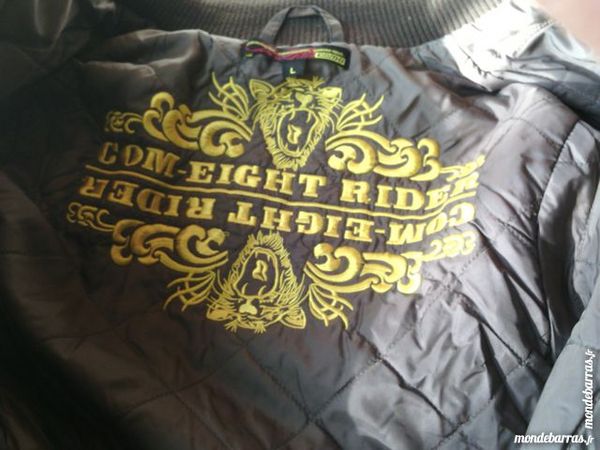 Blouson marque COM8 40 Toulon (83)