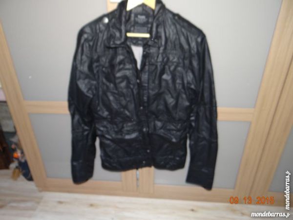 Blouson noir marque JULES 20 Paris 16 (75)