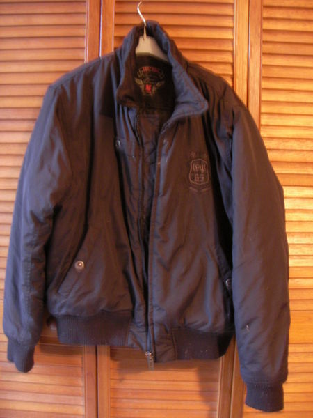 blousons noir M 12 Bourg (33)