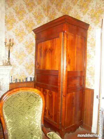 Bonneti�re merisier 800 Montfermeil (93)