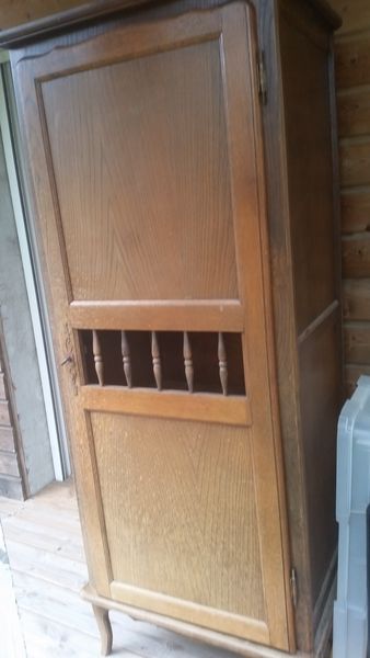 Bonneti�re et meuble TV en bois massif. 0 Saint-Jean-d'Illac (33)