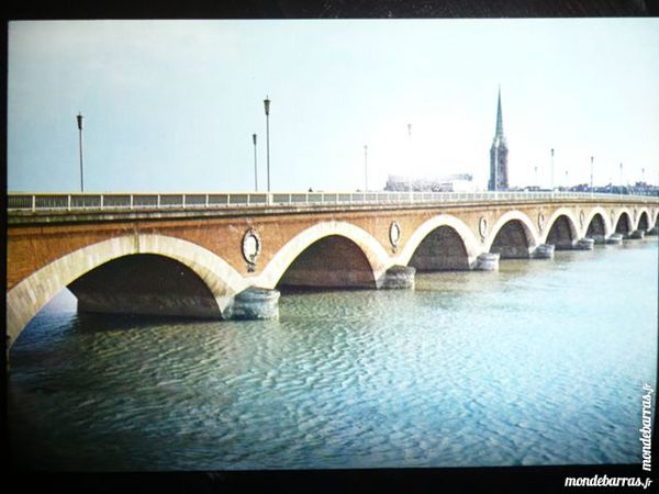 Bordeaux Pont de Pierre construit sous Napol�on 3 Bordeaux (33)