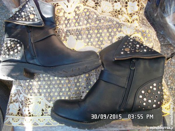 bottes clout�es noires t.39 5 Chambly (60)