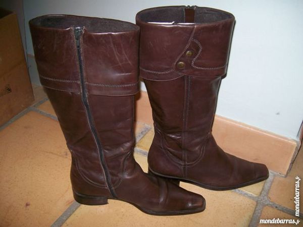 BOTTES CUIR MARRON 15 Salon-de-Provence (13)