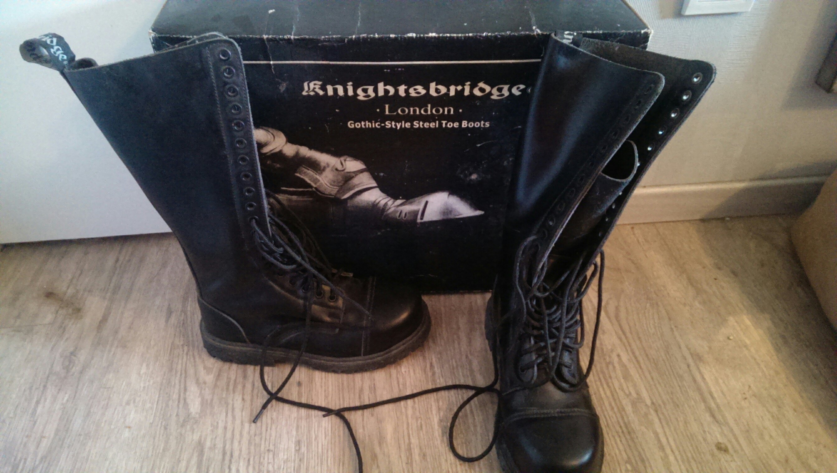 Bottes Gothic style Knightsbridge 20 Douai (59)