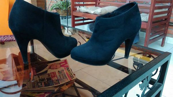 Bottines � Talons Noir Femme Taille 36 10 Montigny-en-Ostrevent (59)