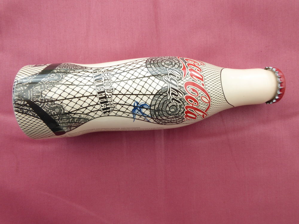 Bouteille coca-cola jean paul gaultier tatoo 2012 5 Bi�vres (91)