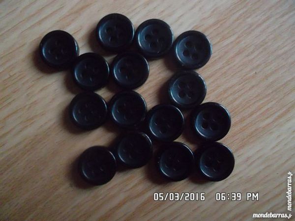 15 BOUTONS NOIRS DE COUTURE* 1 Chambly (60)