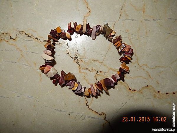 bracelet extensible en pierres 5 Lyon 3 (69)