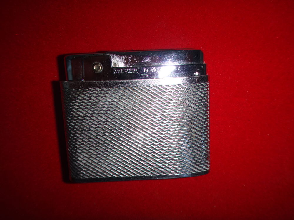 Briquet Silver Match  chrom� guilloch� 10 Paris 15 (75)