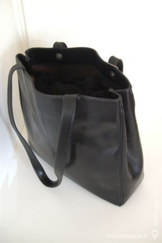 Sac cabas noir (LA BAGAGERIE) 19 Courbevoie (92)