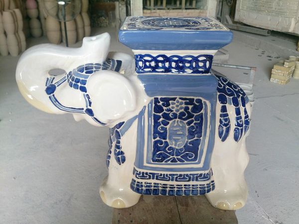 CADEAU ELEPHANT CERAMIQUE 29 Saint-Andr� (97)