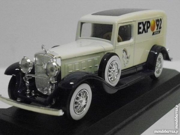 Cadillac de livraison 'EXPO'92 SEVILLA' 22 Follainville-Dennemont (78)