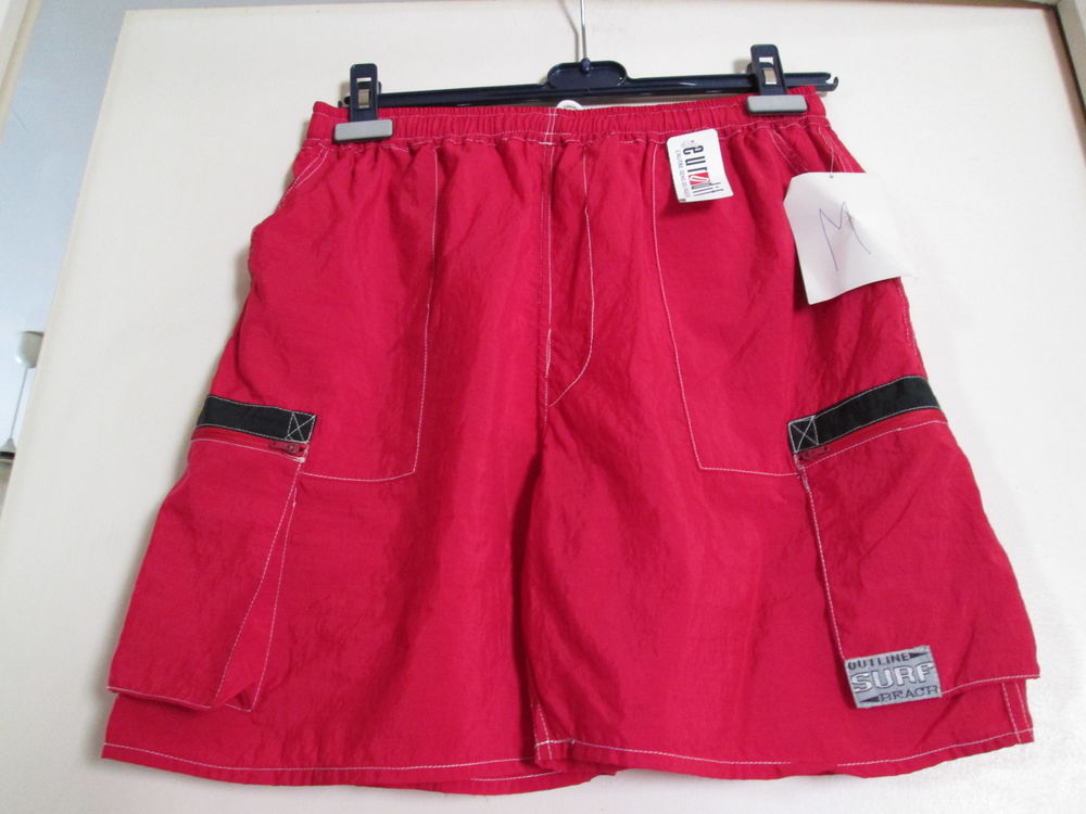 Cale�on de bain rouge 5 Goussainville (95)