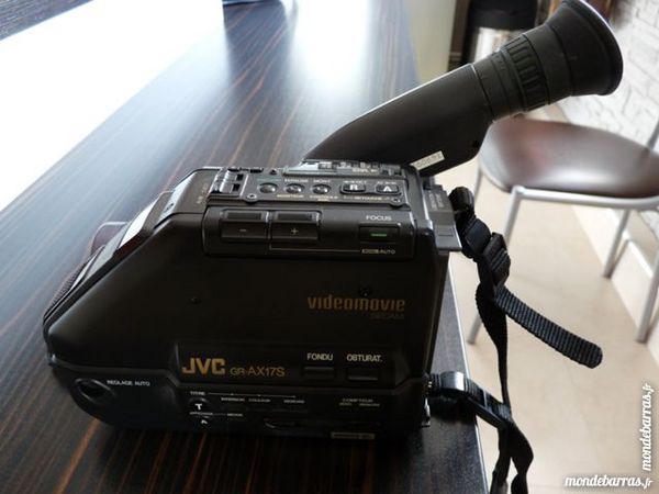 CAMERA ENREGISTREUR ET LECTEUR JVC GR-AX17S 50 Bressey-sur-Tille (21)