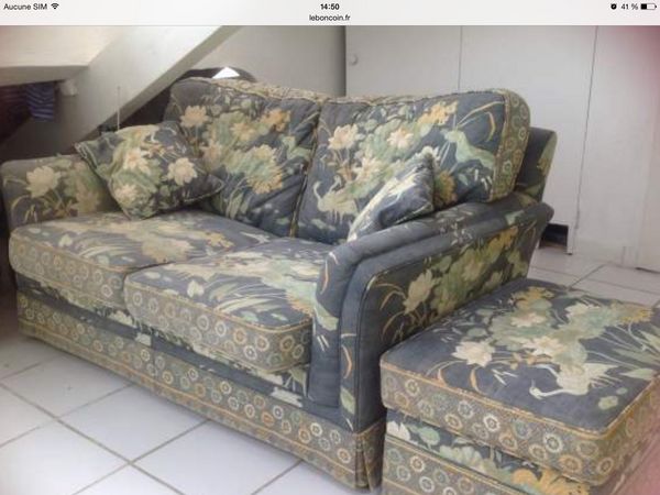 Canap� convertible et pouf 100 Nice (06)