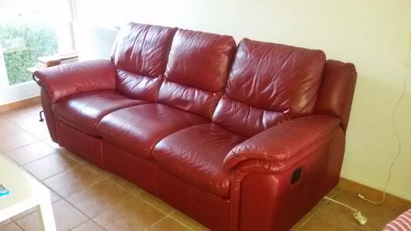 Canap� cuir repose pieds 150 Toulon (83)