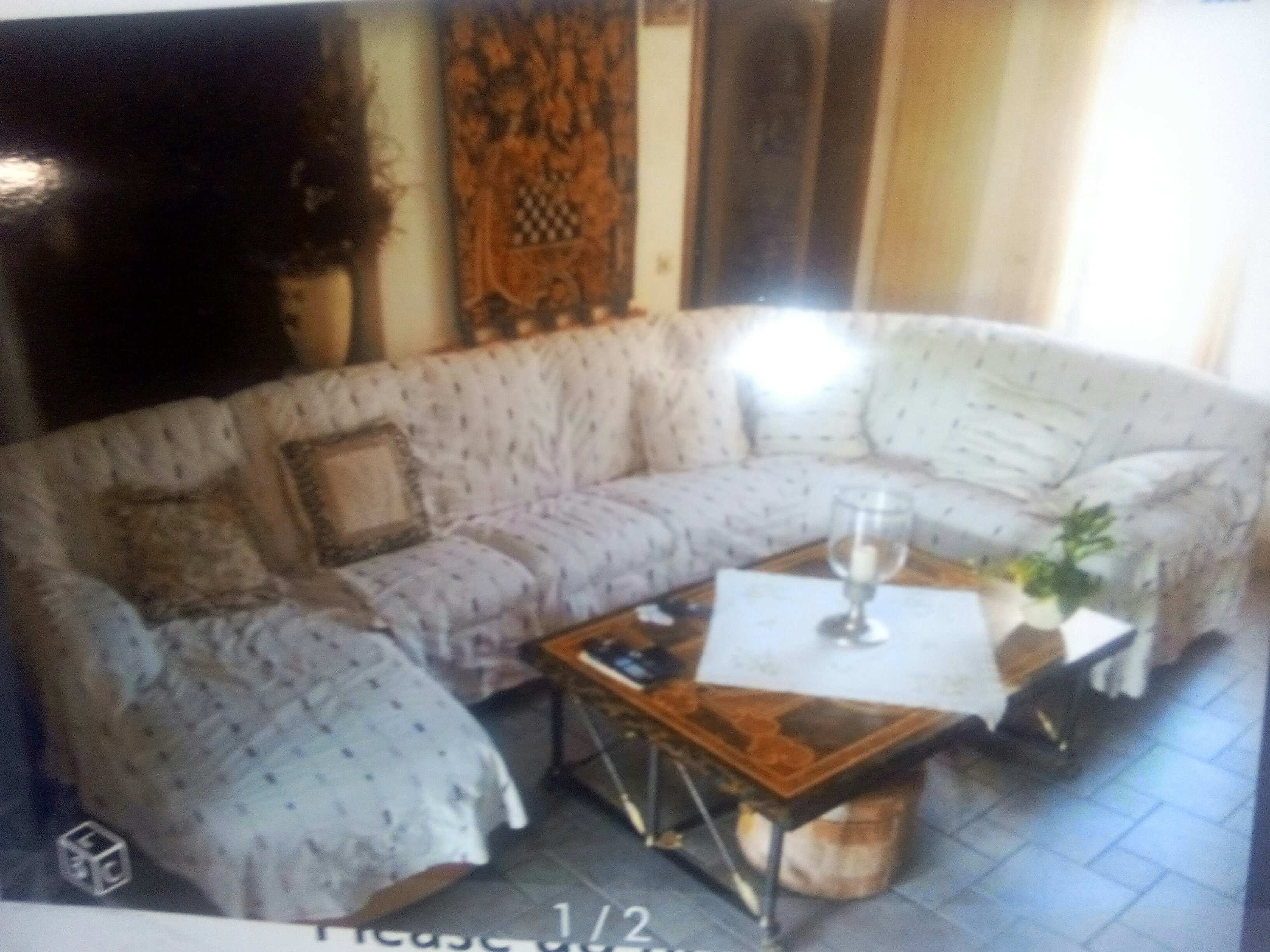 Canap� 8 places  modulable 350 Mougins (06)