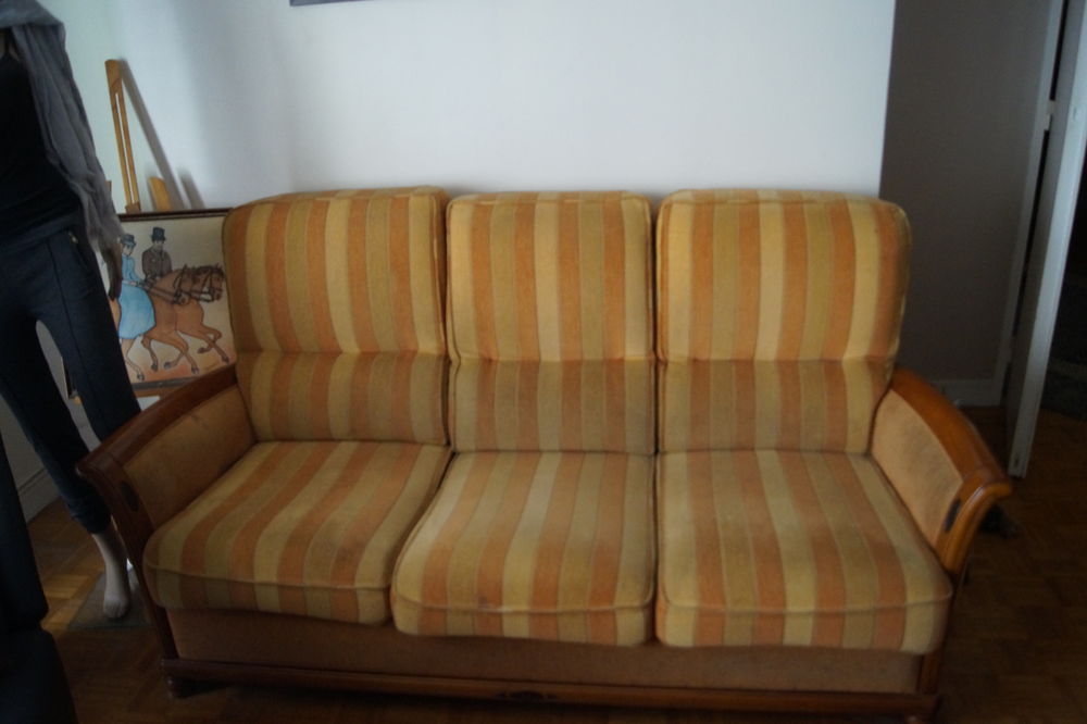 Canap� trois places 250 Sucy-en-Brie (94)