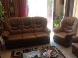 Lot de 2 canap�s cuir 3 places + 2 fauteuils cuir 200 Hy�res (83)