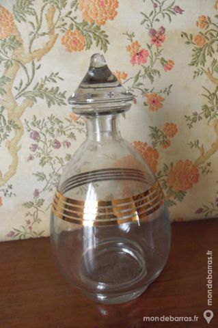 Carafe avec motif dor� avec bouchon 12 Goussainville (95)