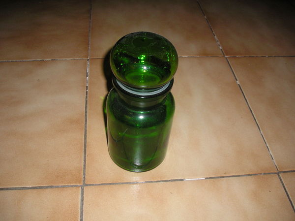 carafe de verre - teint�e - 5 Sept�mes-les-Vallons (13)