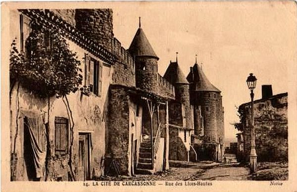 CARCASSONNE - CARTE POSTALE / prixportcompris 3 Lille (59)