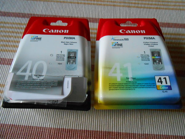 LOT 2 CARTOUCHES ENCRE NEUVES 40 ET 41 POUR IMPRIMANTE CANON 20 Lindry (89)