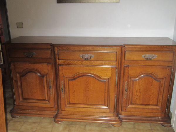 VDS cause d�m�nagement SALLE A MANGER CHENE MASSIF 0 Vaur�al (95)