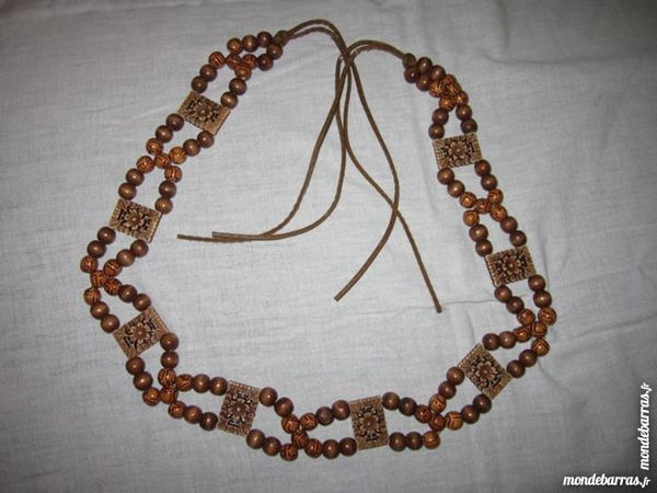 Ceinture avec boules et fleur imitation bois femme 1 Chalon-sur-Sa�ne (71)